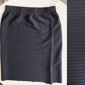 Issey Miyake Women’s Ripple Pencil Skirt Black Size 2 New